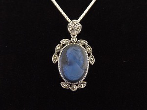 .925 Sterling Silver Art Nouveau Blue Cameo Pendant Necklace