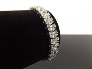 .925 Sterling Silver Crystal Bow Bracelet