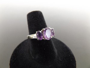 .925 Sterling Silver Oval Cut Amethyst Ring Size 7