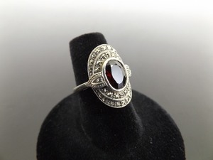 .925 Sterling Silver Art Nouveau Oval Cut Garnet Ring Size 7