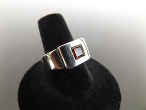.925 Sterling Silver Square Cut Garnet Cocktail Ring Size 8
