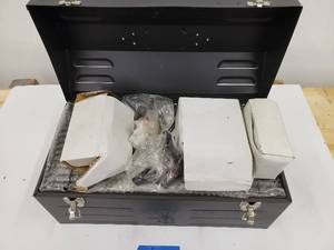 lot 12 image: Tool Box Style Gas Grill