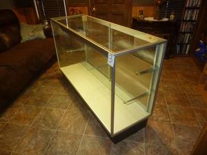 Lighted Glass Display Case