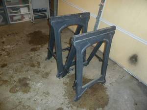 Plastic Saw Horse Set