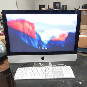 lot 24 image: Apple All in One Newer thin version wfull keyboard&nbspIntel Core i5 5675R3.10GHz
