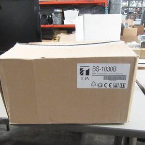 lot 32 image: New TOA Speaker BS-1030B