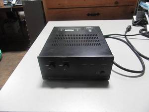lot 75 image: TOA Integrated Amplifier BG-115