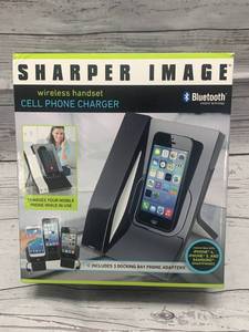 lot 7 image: New in Box Sharper Image Wireless Handset Cell Phone Charger