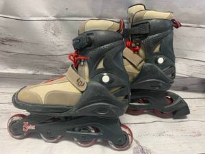 lot 66 image: 5aber Roller Blades Womens Size 5-8