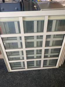 lot 94 image: Lot of 4 Windows 32 x 34