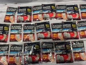 lot 96 image: Lot of 20 Hand & Toe Warmers (8-10 hours)