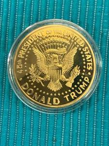lot 103 image: Donald Trump Plated 24 Carat Gold Coin
