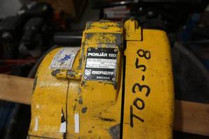 lot 39 image: Pionjar Model 120 Gas Powered Jack Hammer
