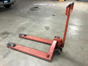 lot 45 image: BT Model LT4300 5000 lb Hand Pallet Jack