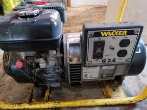 lot 47 image: Wacker 2.5 Gas Powered Generator