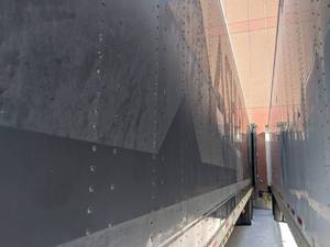 2001 Stoughton 53 Trailer