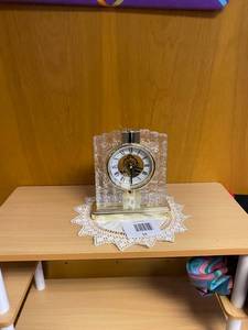 lot 14 image: Lead Cystal Citizen Clock