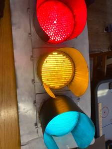 lot 23 image: Working Vintage Traffic Light