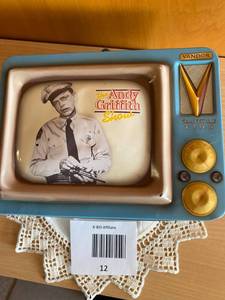 lot 12 image: Andy GriffinBarney Fifth Metal Lunch Box