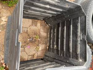 lot 28 image: Compost Bin with locking lid