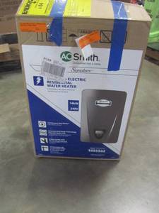 lot 62 image: Ao Smith 240v 14 Kw 2-chamber Tankless Electric Water Heater R2vr-14e