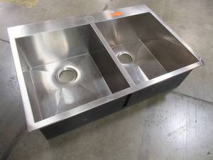 lot 231 image: AKDY 33-in x 22-in Stainless Steel Double Bowl Drop-In 1-Hole Residential Kitchen Sink - Slight Bent Corner and scratches.