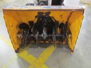 lot 112 image: Cub Cadet 24 in 2 Stage Gas Snowblower 31ah53tr756
