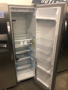 Frigidare Refrigerator