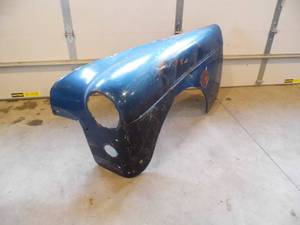 lot 10 image: Fender