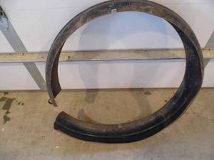 lot 15 image: Wheel Cover