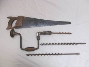 lot 4 image: vintage tools