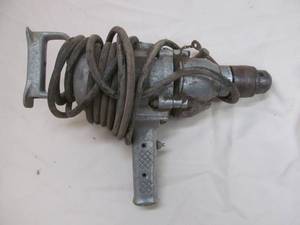 lot 72 image: electric drill