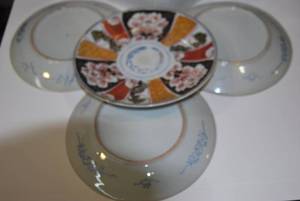 lot 24 image: 4 Hand Painted Rare collector plates