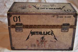 lot 15 image: Metallica live box set