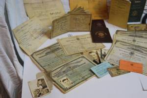 lot 1 image: 1943 Wartime Seamans gov. paperwork and personal photos