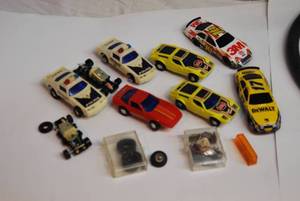 lot 69 image: SLOT CARS LOT 7 cars and parts