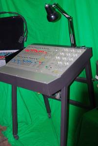 lot 20 image: Stage Brite Lighting System