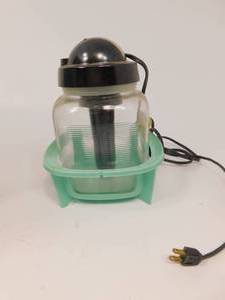 lot 60 image: Vintage Hankscraft Vaporizer Humidifier