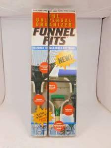 lot 89 image: NIB Universal Funnel Fits