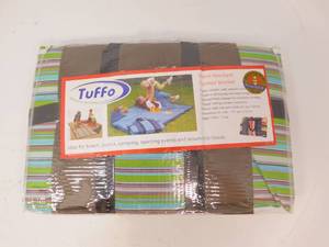lot 91 image: NIB Tuffo Water Resistant Outdoor Blanket