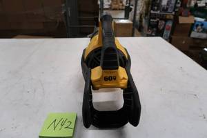 lot N42 image: DEWALT 125 MPH 600 CFM FLEXVOLT 60-Volt MAX Lithium-Ion Cordless Axial Blower