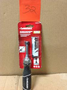 lot 32 image: Husky Ratcheting Screwdriver Set (10-Piece) in good Condition