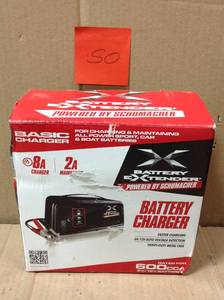 lot 50 image: Schumacher Battery Extender 6-Volt or 12-Volt, 8 Amp Battery ChargerMaintainer in good Condition