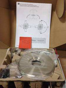 lot 55 image: Pfister Brea Single-Handle 3-Spray Tub and Shower Faucet in good Condition