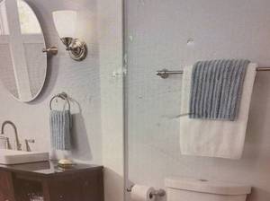 lot 61 image: Banbury 3-Piece Bath Hardware Kit in Brushed Nickel not used