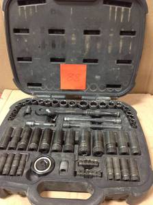 lot 88 image: Husky 38 in. Drive 100-Position Universal SAE and Metric Mechanics Tool Set (60-Piece) USED in good Condition