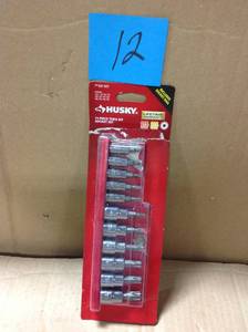 lot 12 image: Husky 14 and 38 in. Drive Torx Bit Socket Set (11-Piece) in good condition