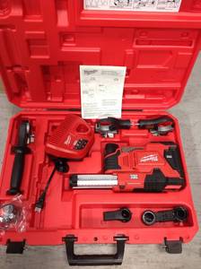 lot 81 image: Milwaukee M12 12-Volt Lithium-Ion Cordless HammerVac Universal Dust Extractor Kit W(2) 1.5Ah Batteries, Charger & Case in good condition