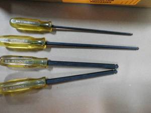 lot 337 image: Misc. Lot of Straight Allen Wrenches