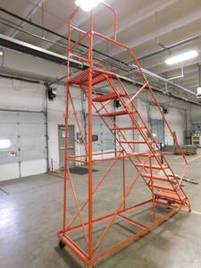 lot 343 image: Orange 10 Industrial Ladder